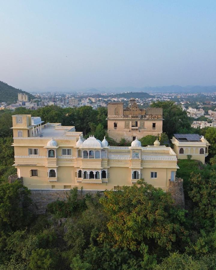 Titardi Garh- 18Th Century Castle Homestay 우다이푸르 외부 사진